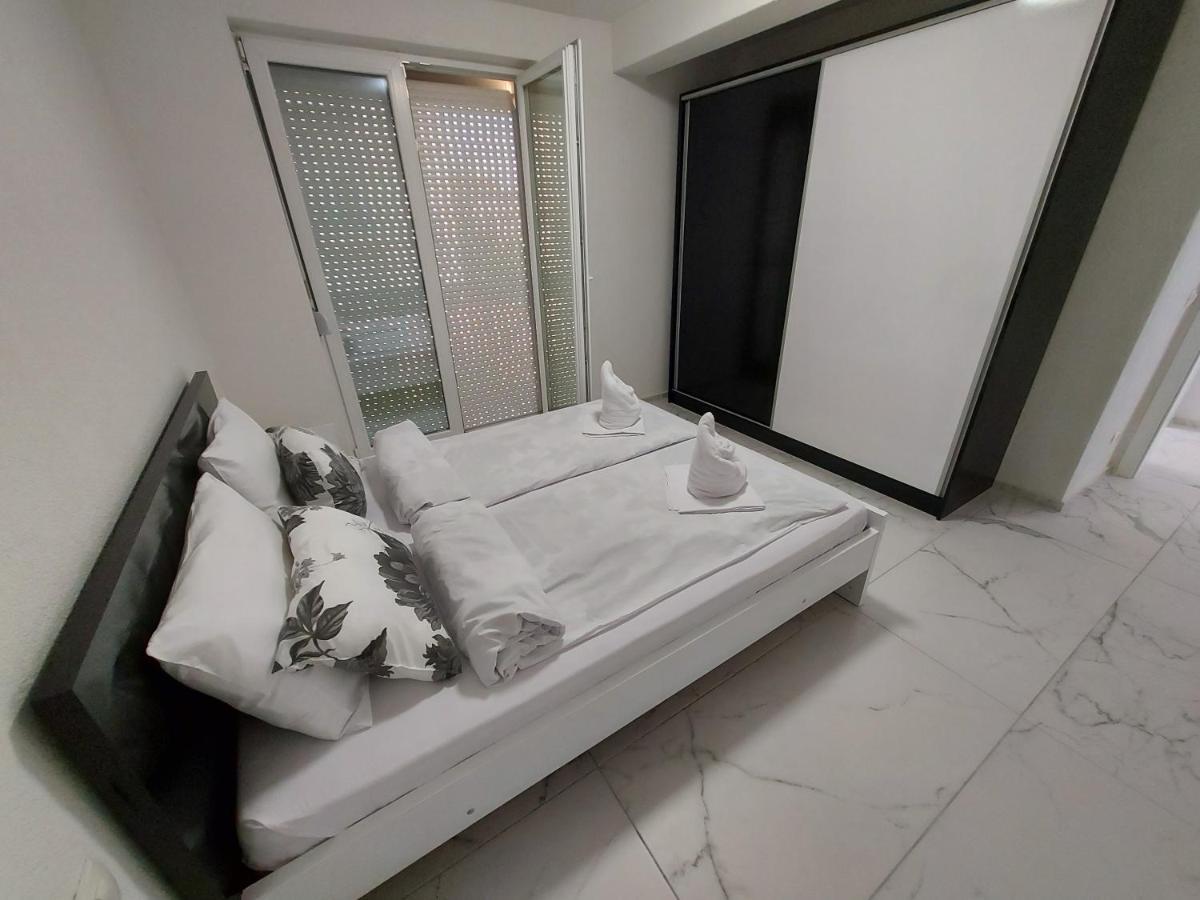 Xxl Apartments City Centar Bitola Buitenkant foto