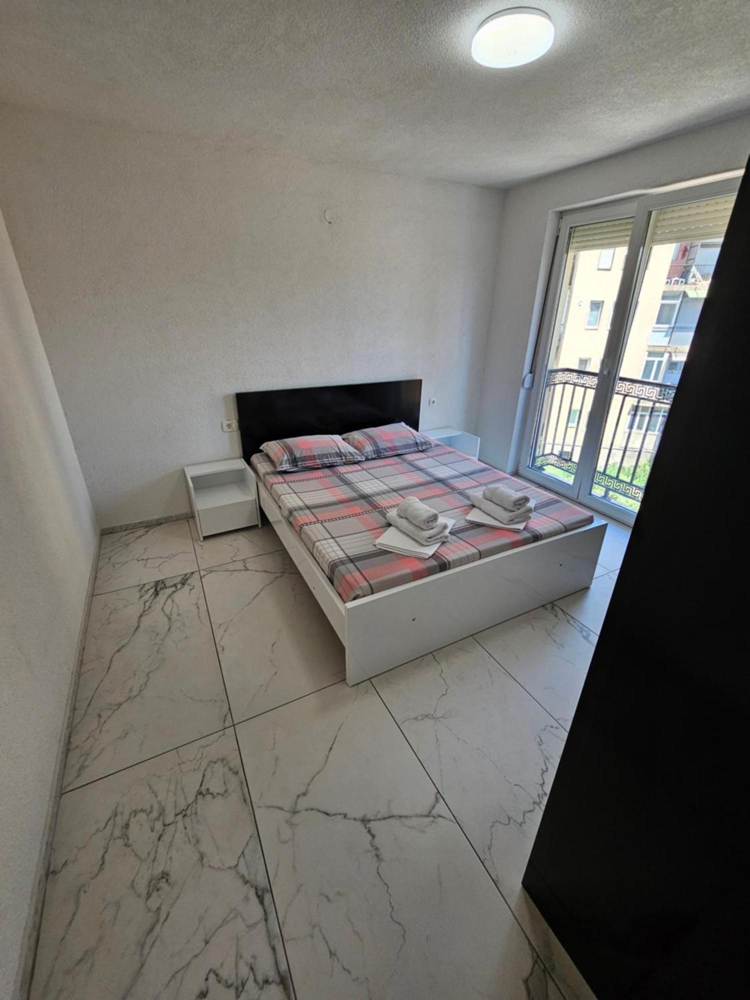 Xxl Apartments City Centar Bitola Buitenkant foto